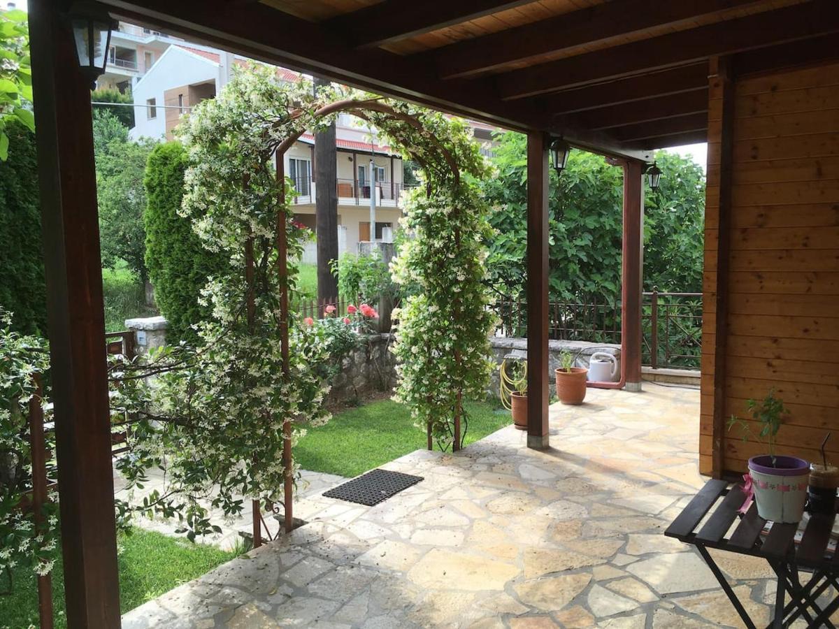 Ferienwohnung Wooden House In Ioannina Exterior foto